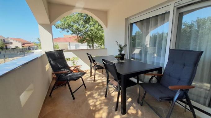 Apartments & Room Danijel Pinezici  Ngoại thất bức ảnh
