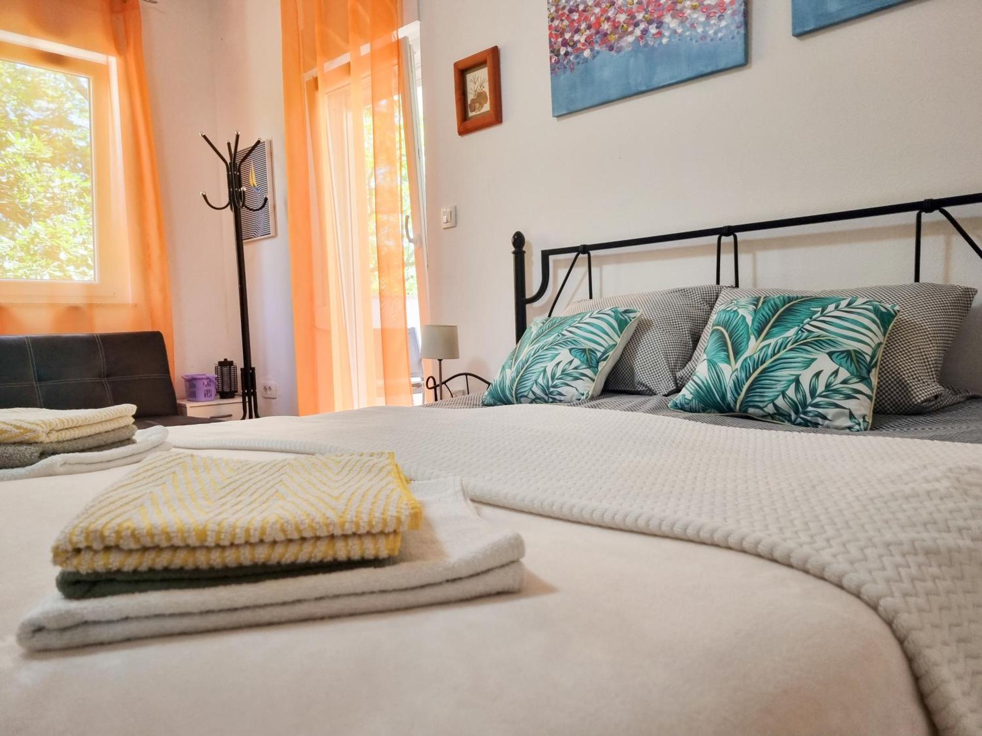 Apartments & Room Danijel Pinezici  Ngoại thất bức ảnh